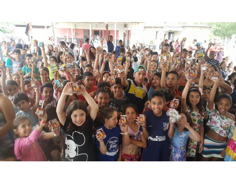 Réus Futebol Clube, de Viamão, promove evento para 350 crianças com o apoio do Sindilat
